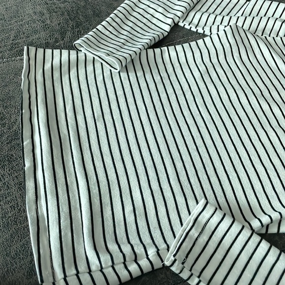 High Neck Long Sleeve Slim Fit Stretch Striped Top - Picture 5 of 9